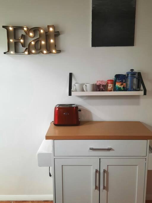 Pet Friendly Apartment Minutes From Nyc! West New York Exterior foto